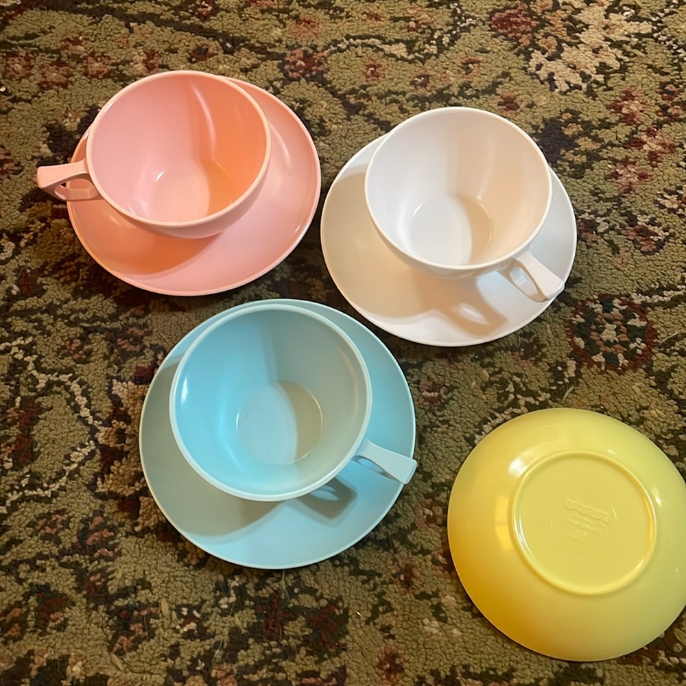 Vintage Stetson Melmac Melamine Matching Cup/Saucer Set